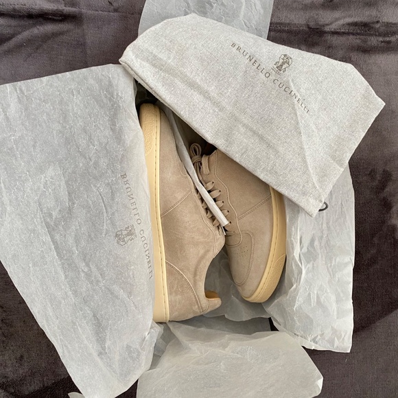 Brunello Cucinelli Men's Suede Sneakers - Picture 5 of 15